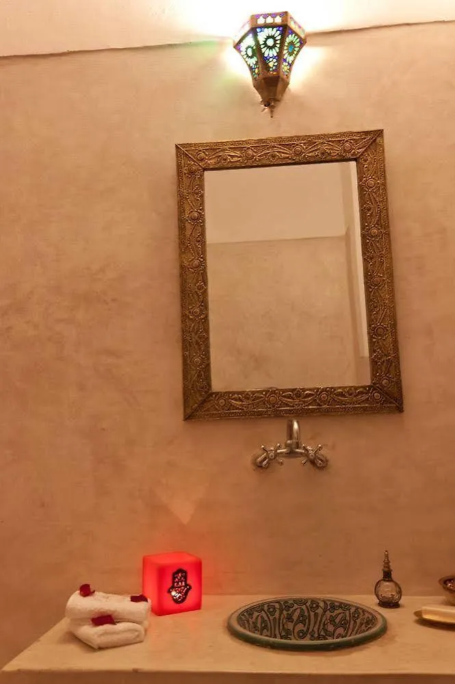 Riad Des Eaux Et Des Epices Marrakesh 2*,